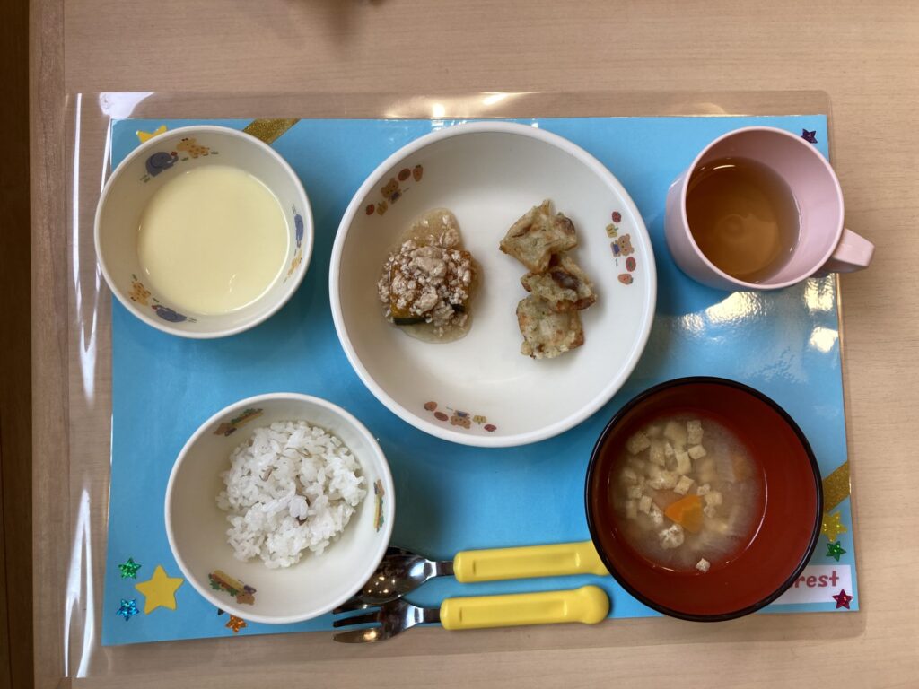 画像：給食
