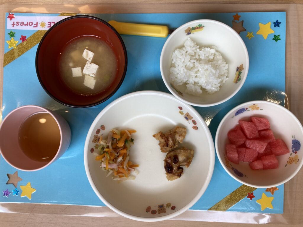 画像：給食