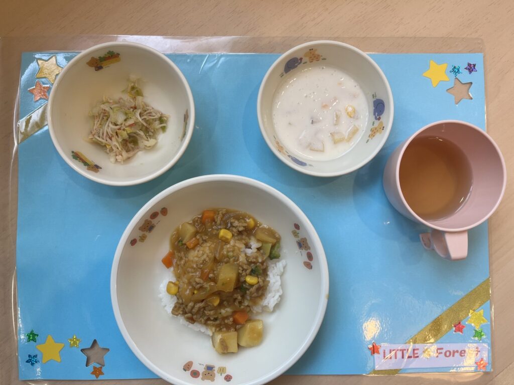 画像：給食