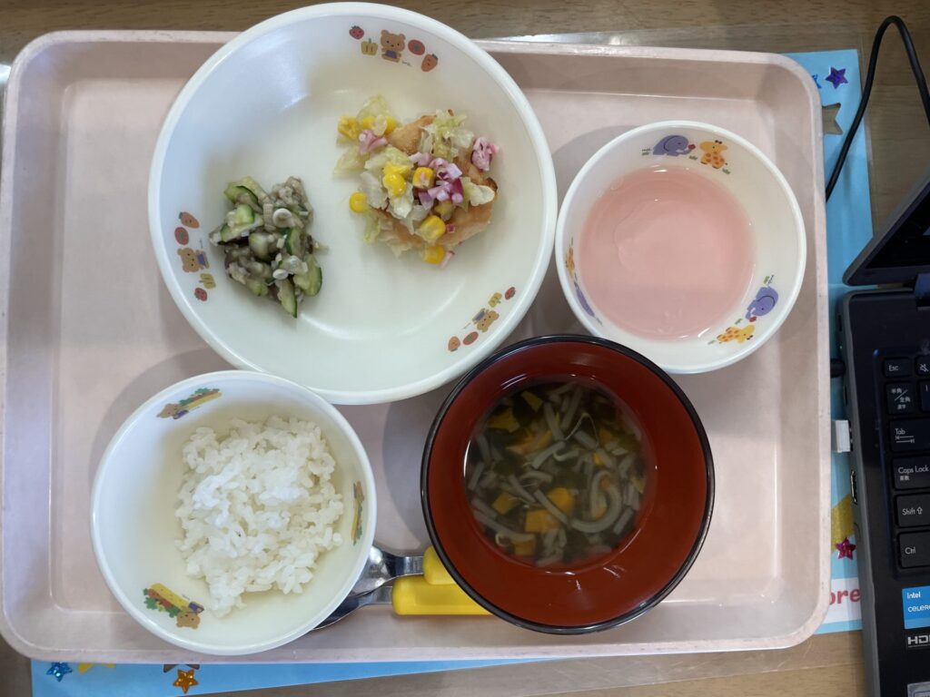 画像：給食