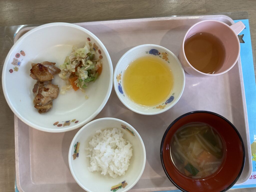 画像：給食