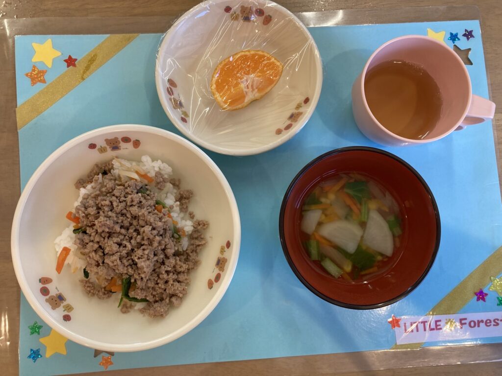 画像：給食