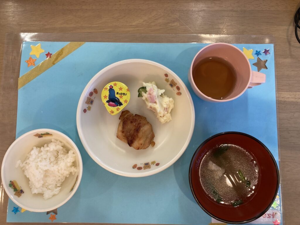 画像：給食