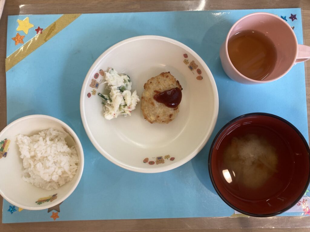 画像：給食