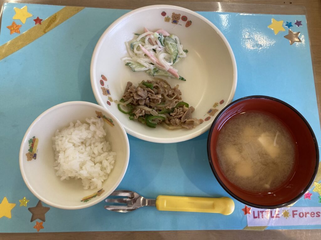 画像：給食