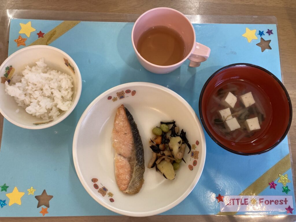 画像：給食