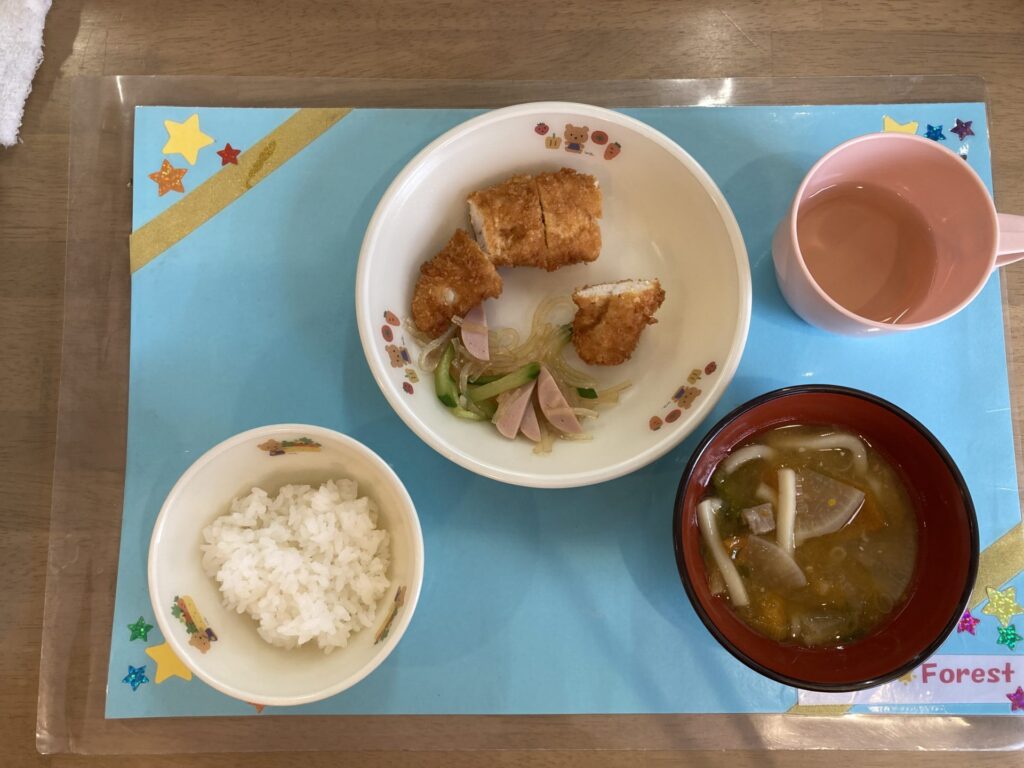 画像：給食