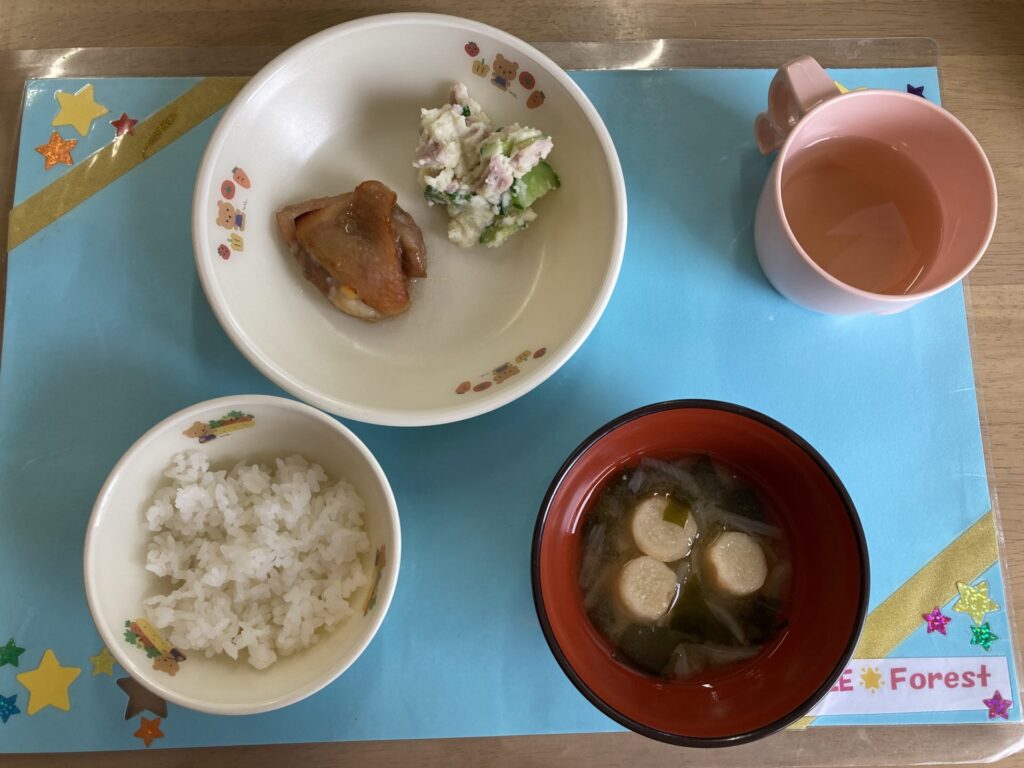 画像：給食