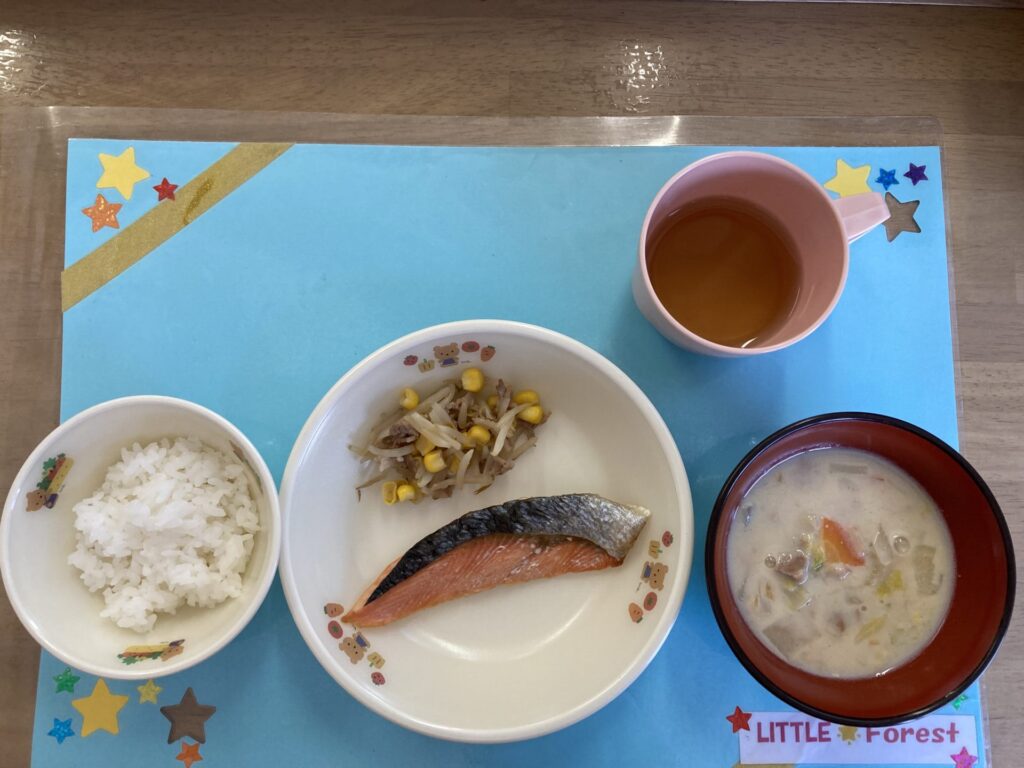 画像：給食