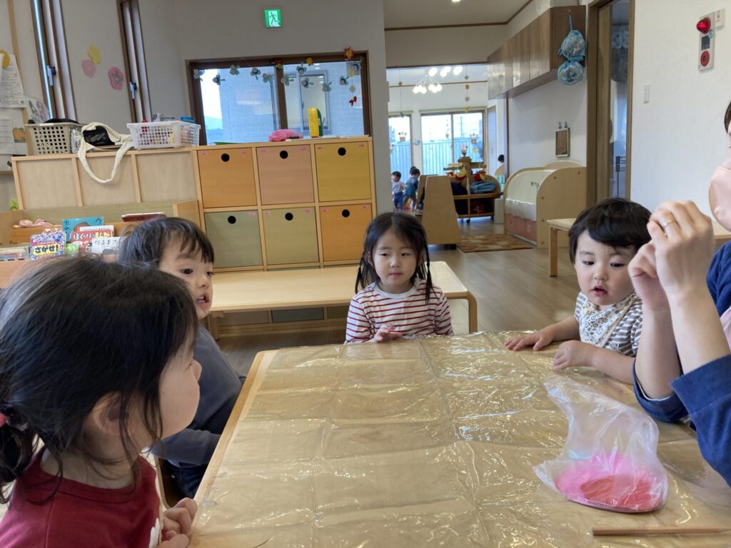 写真: いちごづくりに挑戦！🍓