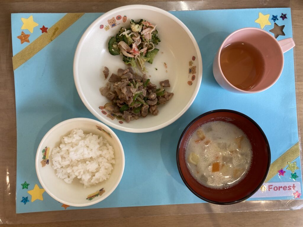 画像：給食
