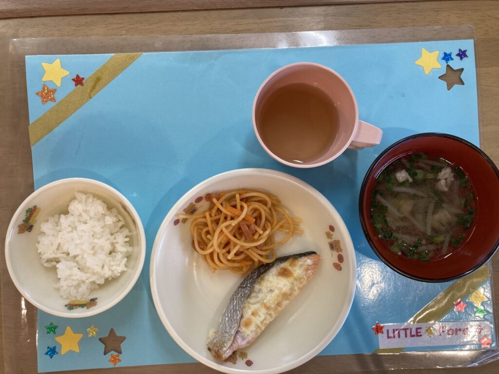 画像：給食