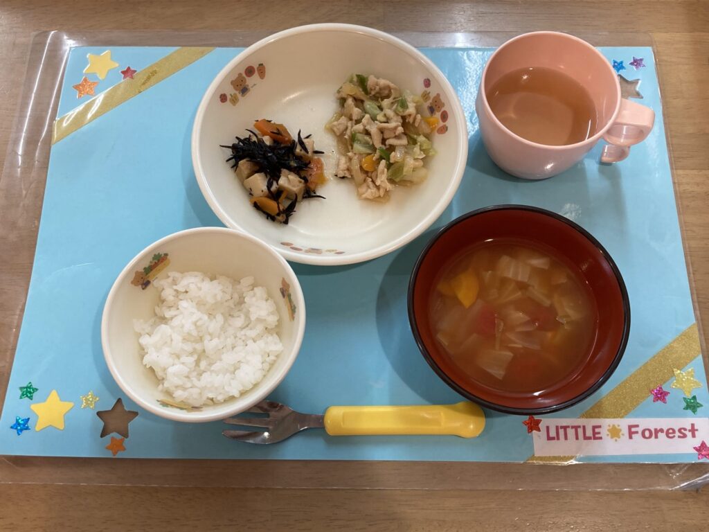 画像：給食