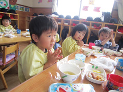 完全自園給食