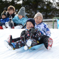 そり遊び
